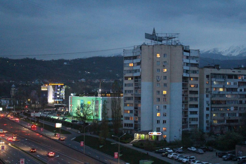 Nadezhda Apartments In Samal Almatý Habitación foto